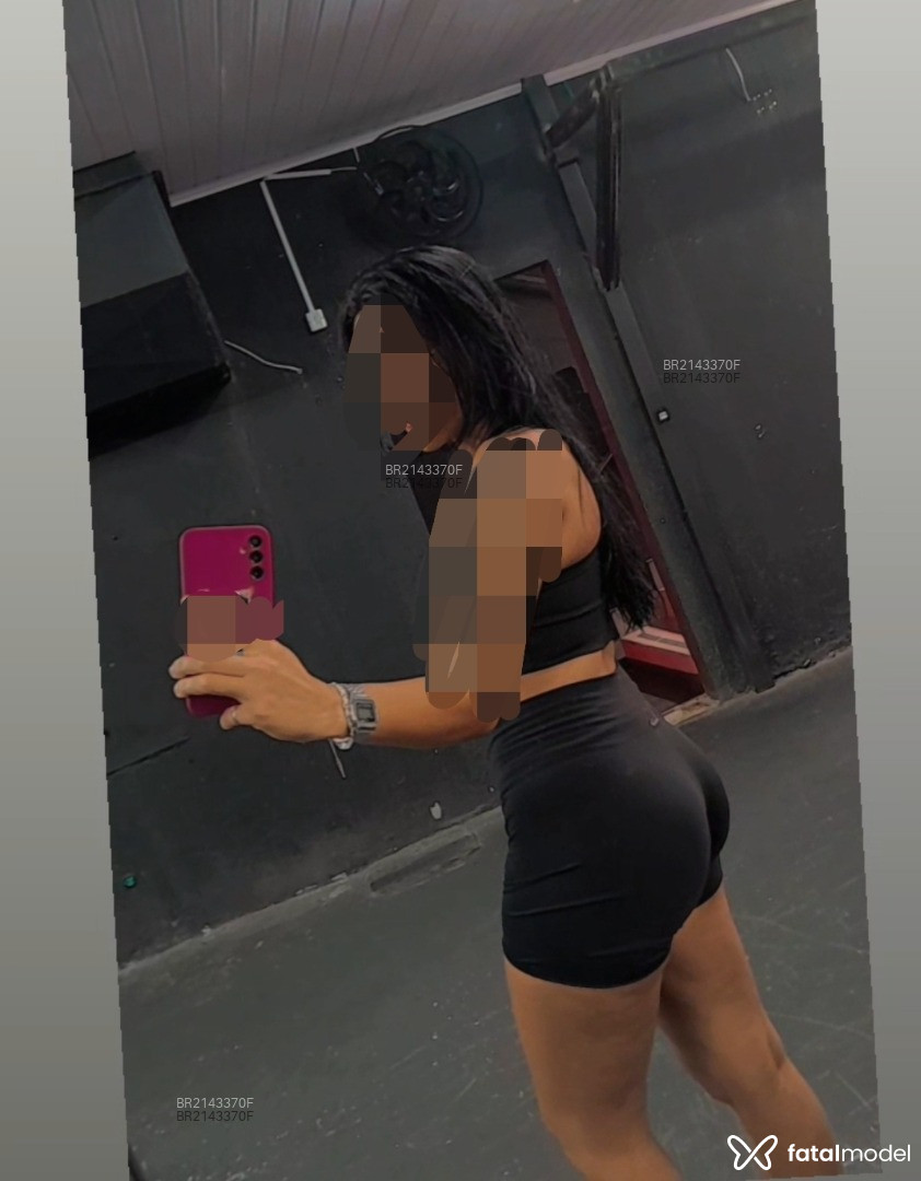 Acompanhante mulher morena (o) de olhos pretos em Virtual - Maduzinha