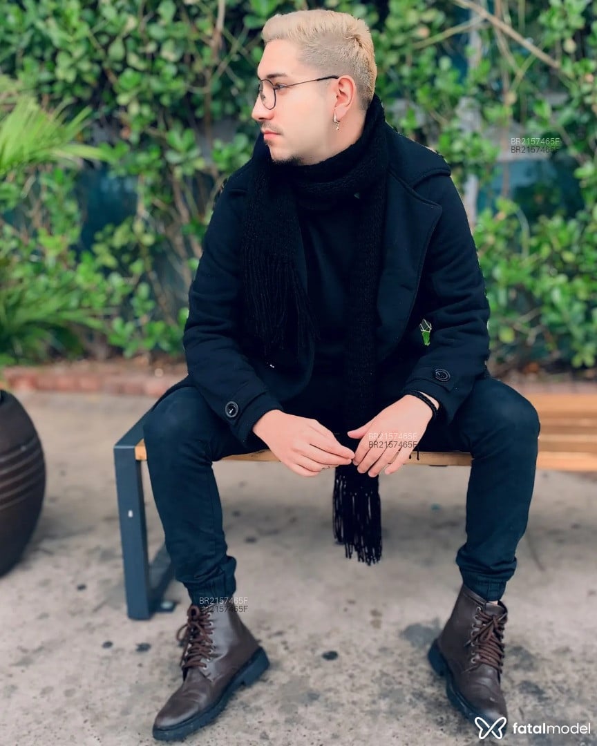 Acompanhante homem com cabelo castanho de olhos castanhos em Jandira Acompanhante homem com cabelo castanho de olhos castanhos em Jandira - Gabriel Belluzzi