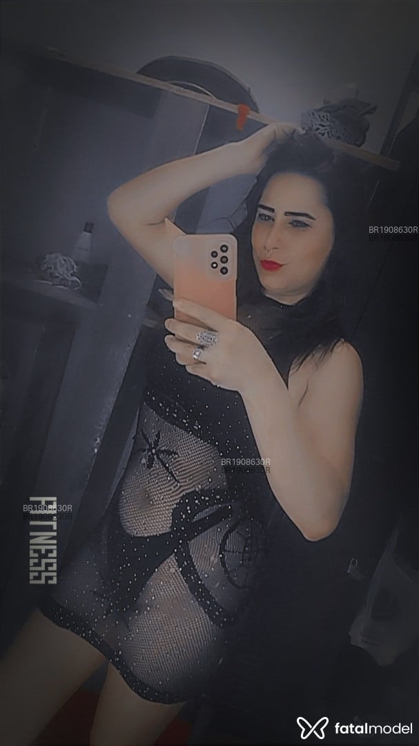 Acompanhante mulher morena (o) de olhos castanhos em Balneário Gaivota Acompanhante mulher morena (o) de olhos castanhos em Balneário Gaivota - Fortes jessica