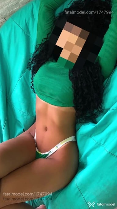 Acompanhante mulher loira (o) de olhos castanhos em Canoas Acompanhante mulher loira (o) de olhos castanhos em Canoas - Aline Ferrari