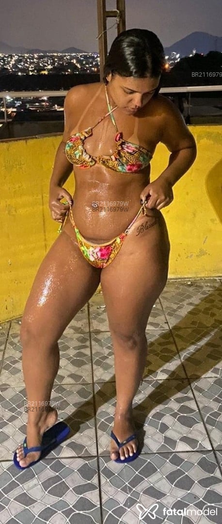 Acompanhante mulher morena (o) de olhos castanhos em Rio de Janeiro Acompanhante mulher morena (o) de olhos castanhos em Rio de Janeiro - Rebecca