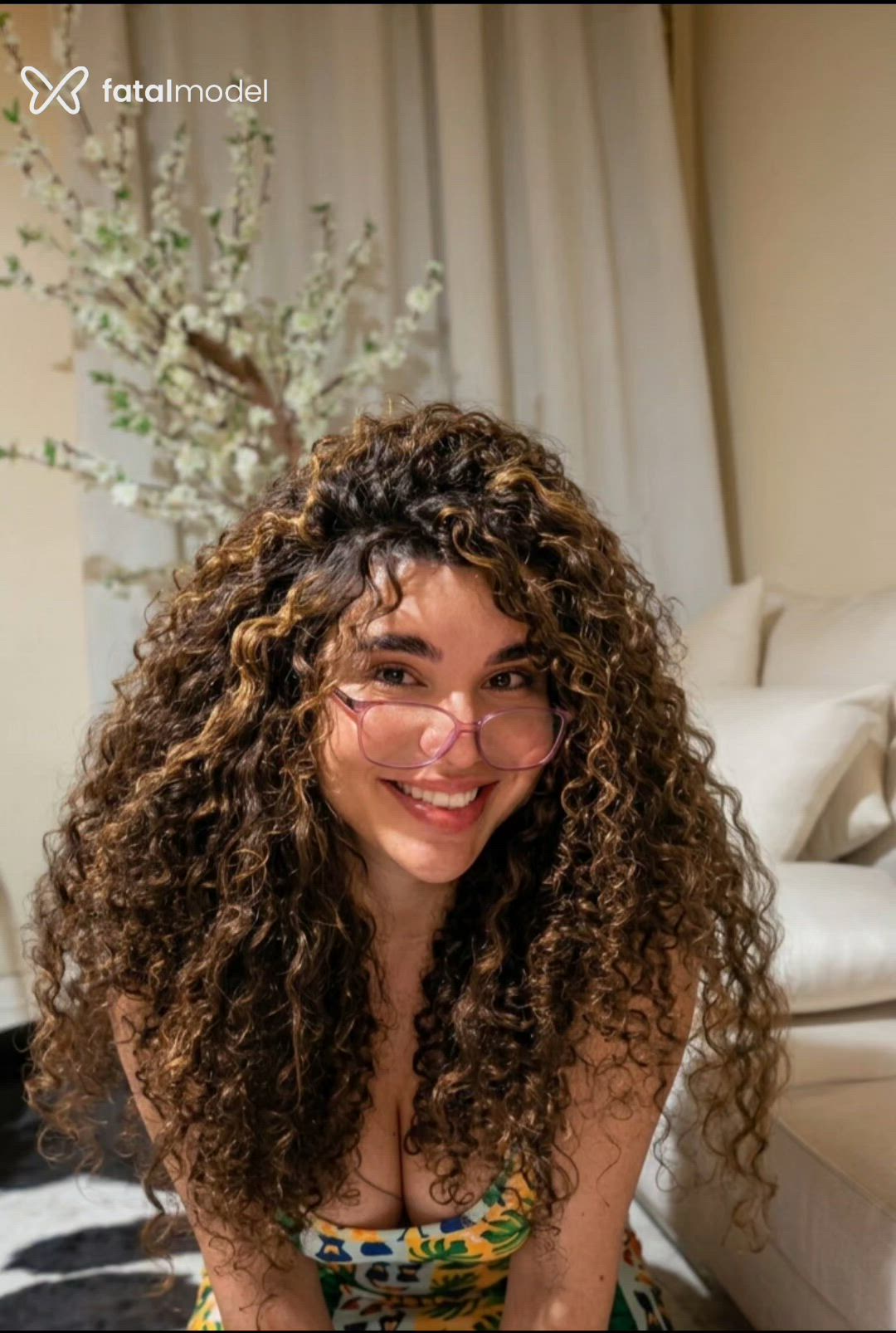 Acompanhante mulher trans com cabelo castanho de olhos castanhos - Juliana Acompanhante mulher trans com cabelo castanho de olhos castanhos - Juliana