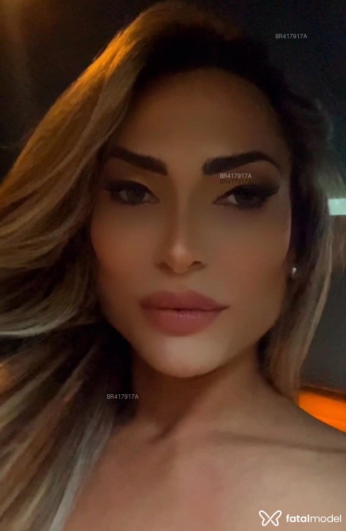 Acompanhante mulher trans loira (o) de olhos verdes em Porto Alegre Acompanhante mulher trans loira (o) de olhos verdes em Porto Alegre - Fernanda Dallagnol