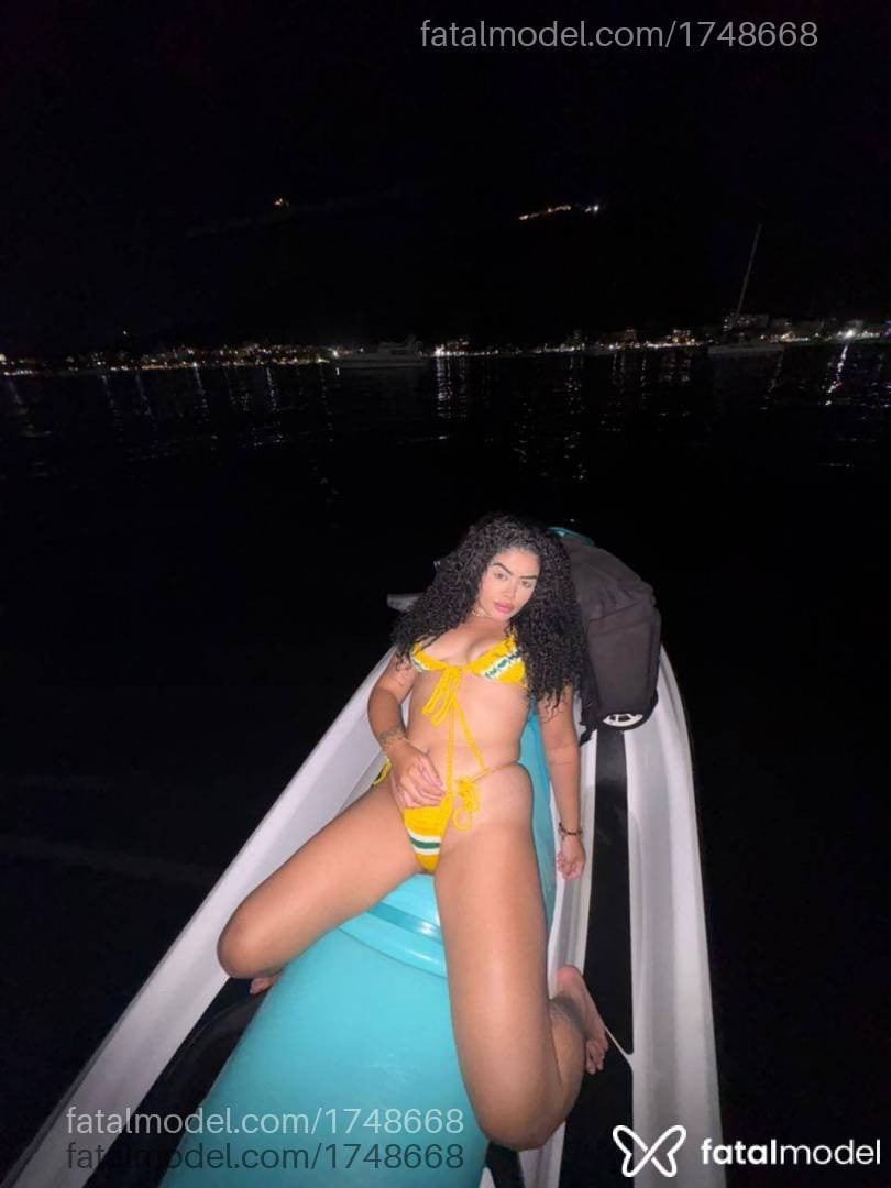 Acompanhante mulher morena (o) de olhos verdes em Foz do Iguaçu - Lais Bitencourt