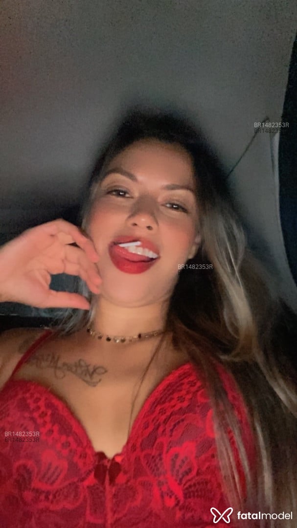 Acompanhante mulher loira (o) de olhos castanhos em São Gabriel do Oeste Acompanhante mulher loira (o) de olhos castanhos em São Gabriel do Oeste - Jade