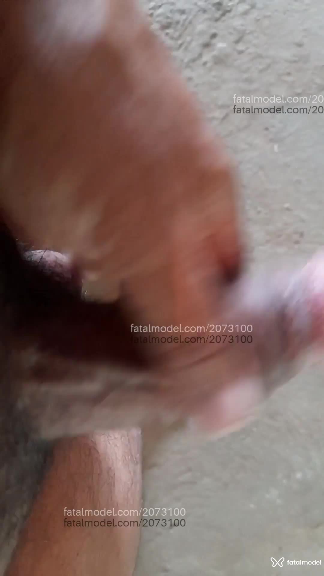 Acompanhante homem morena (o) de olhos pretos em Varginha - Preto
