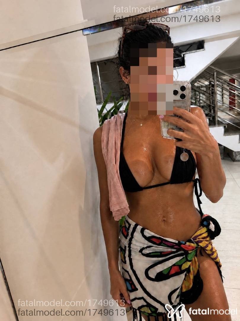 Acompanhante mulher morena (o) de olhos castanhos - Bianca