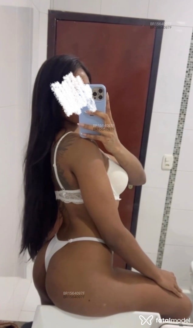 Acompanhante mulher com cabelo castanho de olhos castanhos em Porangatu - FERNANDA PRADO
