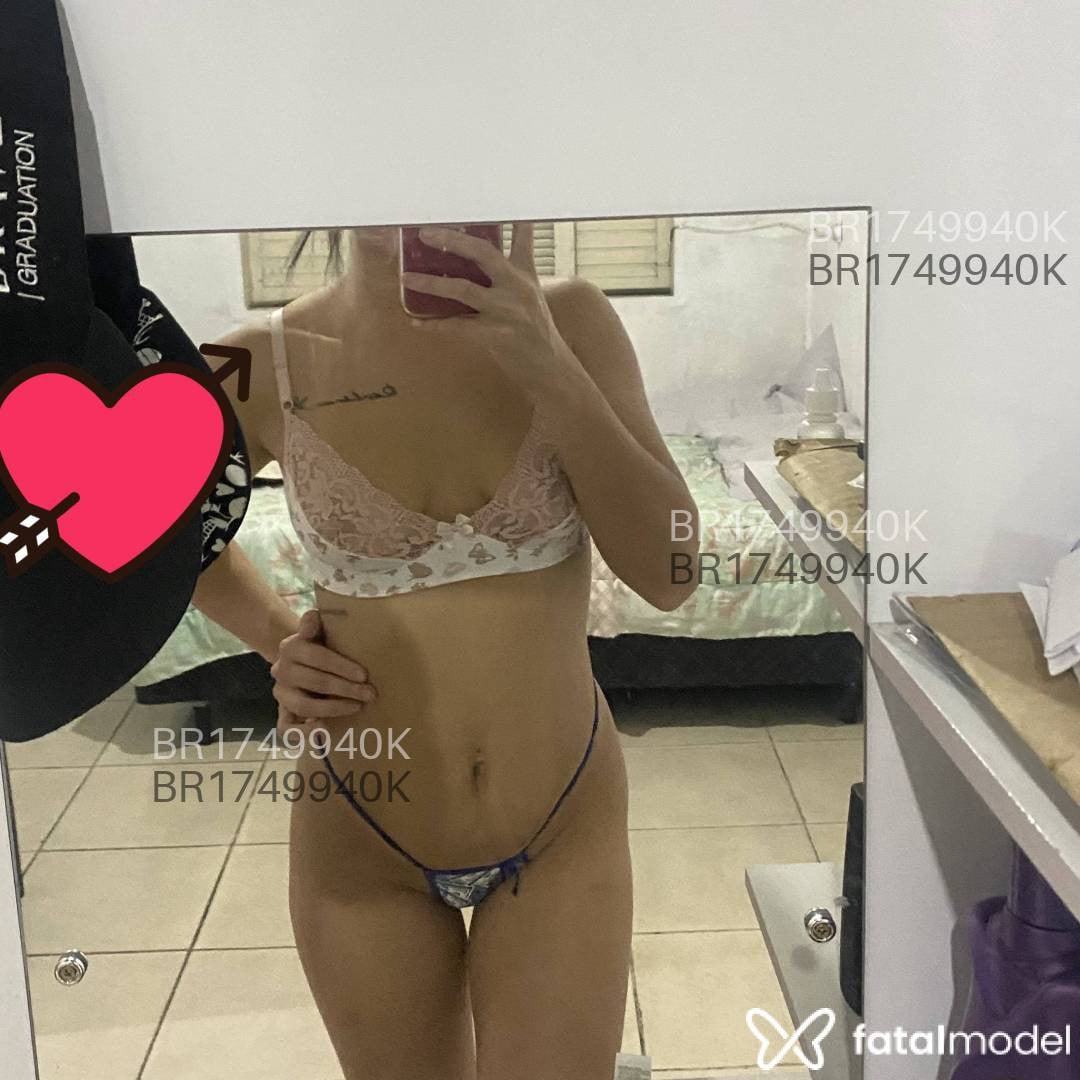 Acompanhante mulher morena (o) de olhos verdes em Virtual - Bea Soares