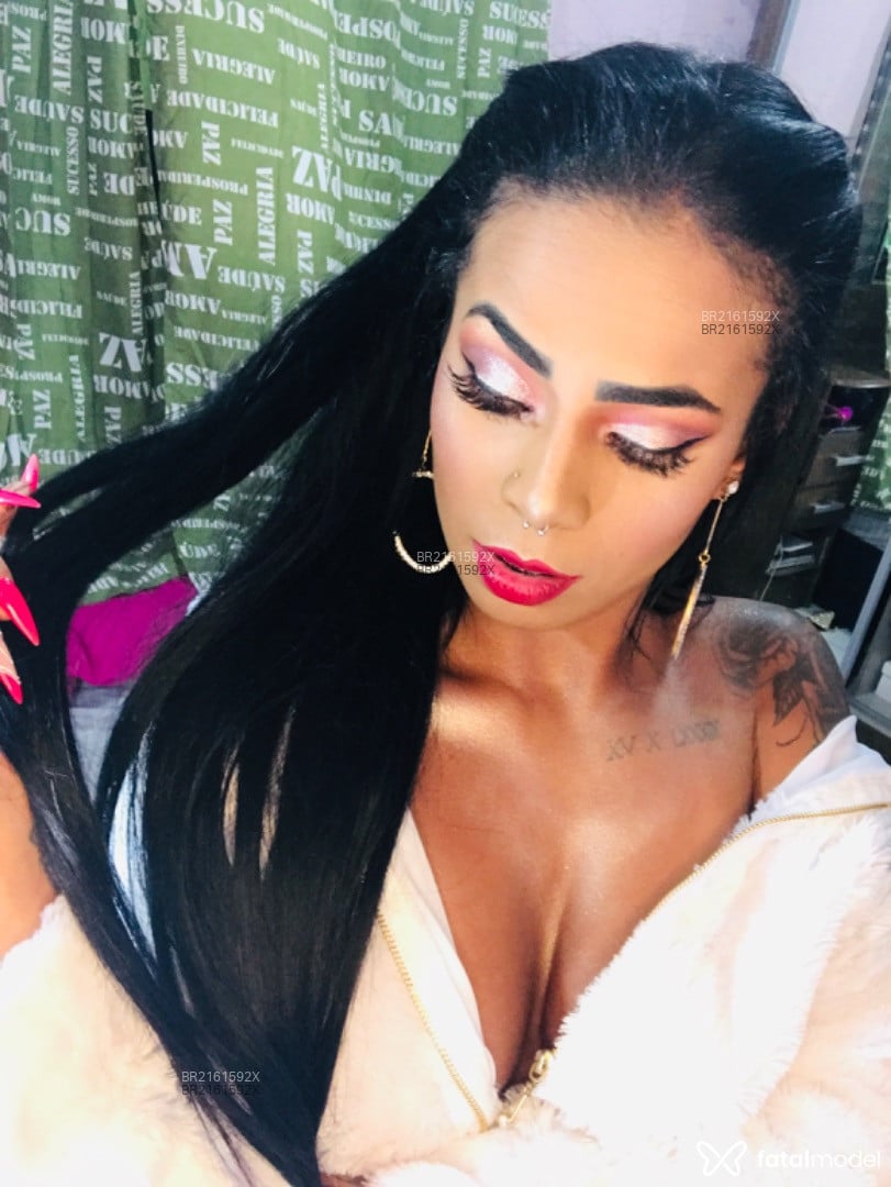 Acompanhante mulher morena (o) de olhos pretos em Rio de Janeiro - Lorenna
