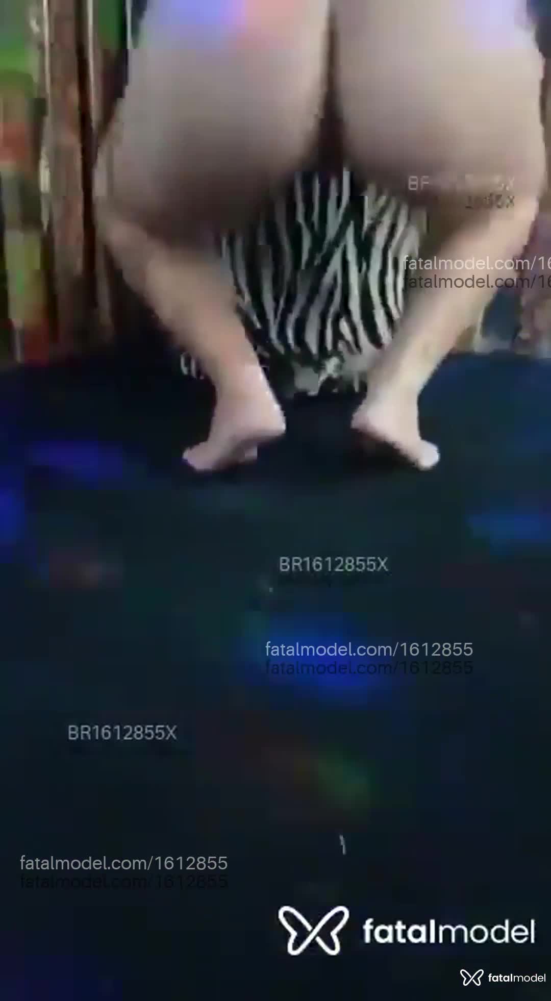 Acompanhante mulher com cabelo colorido de olhos castanhos em Domingos Martins - Bruna Santos