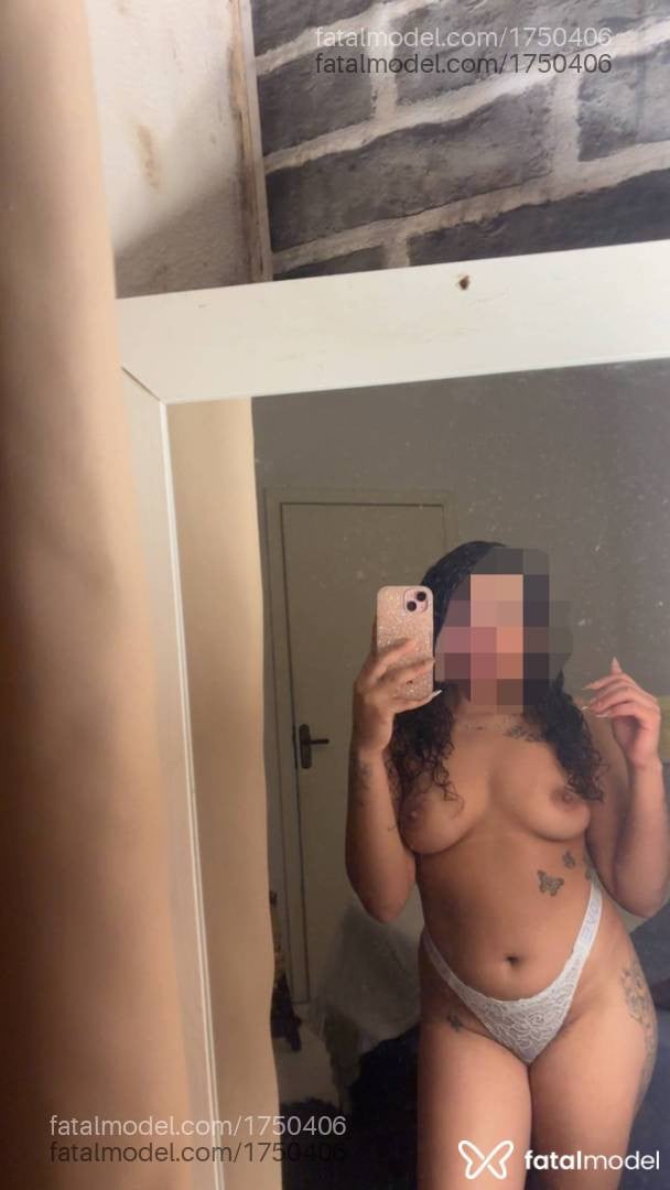 Acompanhante mulher com cabelo castanho de olhos castanhos - Bianca