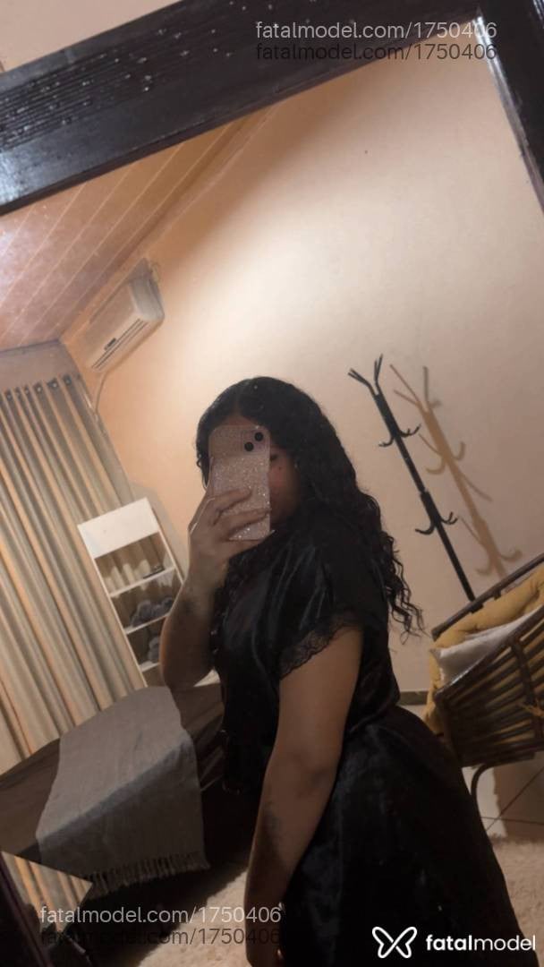 Acompanhante mulher com cabelo castanho de olhos castanhos - Bianca