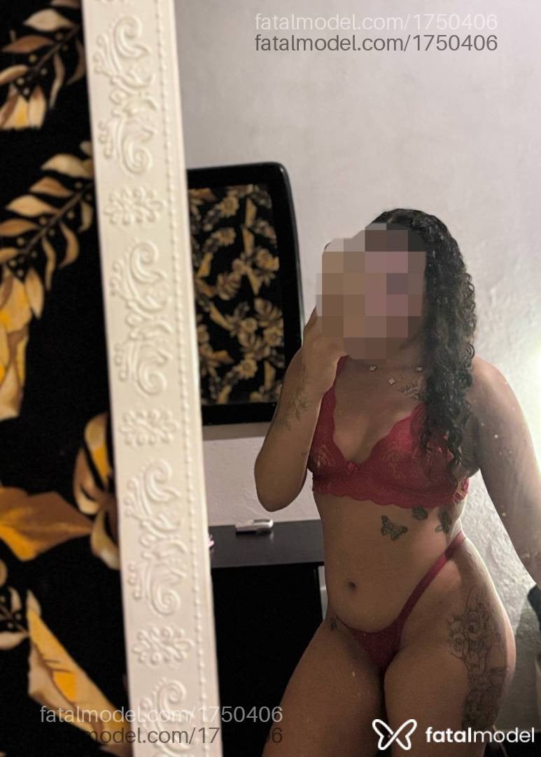 Acompanhante mulher com cabelo castanho de olhos castanhos - Bianca