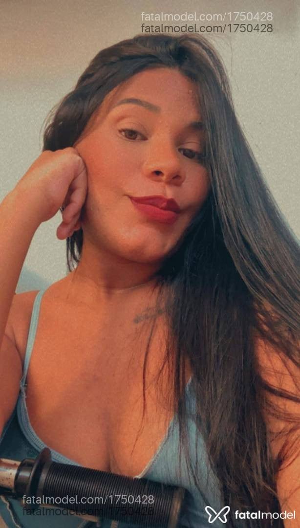 Acompanhante mulher morena (o) de olhos castanhos - Karol ferrari