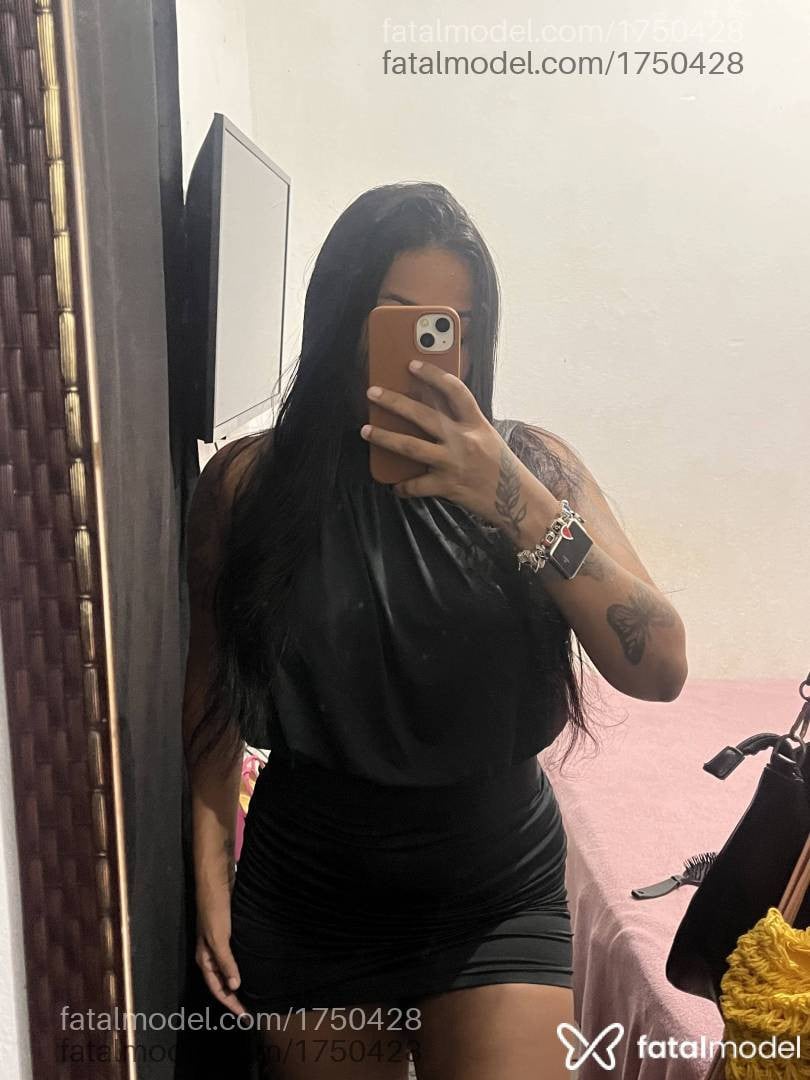 Acompanhante mulher morena (o) de olhos castanhos - Karol ferrari
