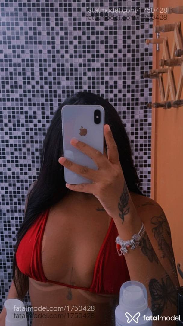 Acompanhante mulher morena (o) de olhos castanhos - Karol ferrari