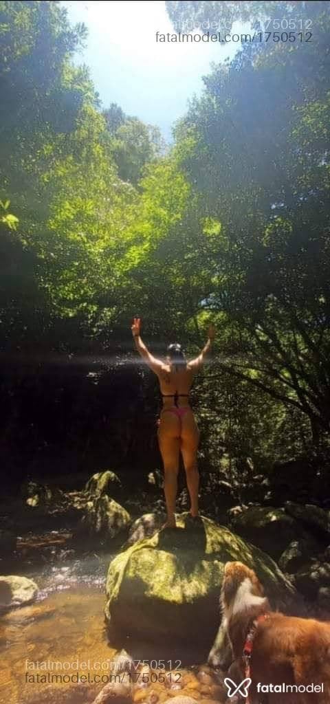 Acompanhante mulher com cabelo castanho de olhos castanhos em Osório - Carol