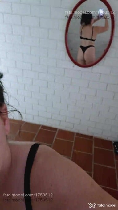 Acompanhante mulher com cabelo castanho de olhos castanhos em Osório - Carol