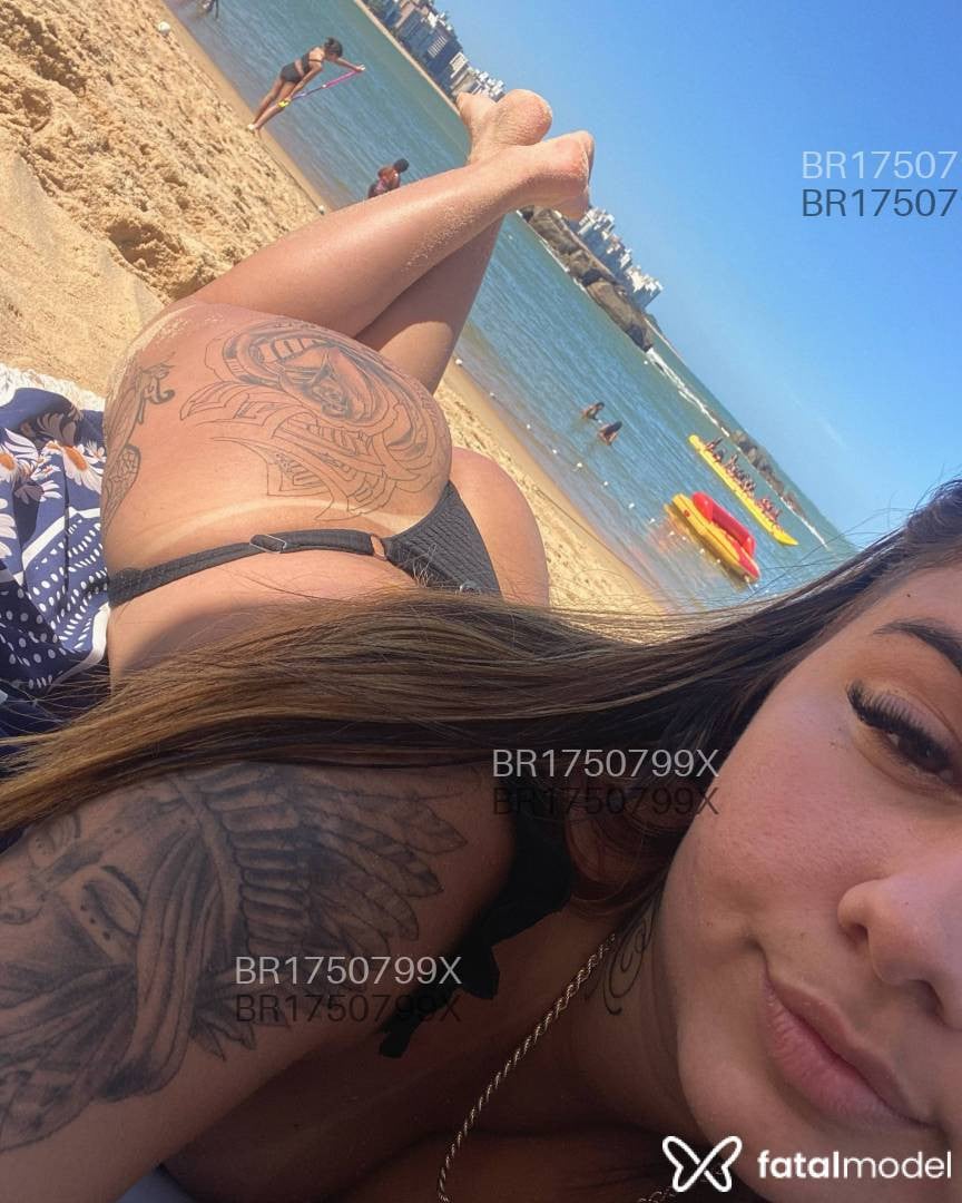 Acompanhante mulher loira (o) de olhos castanhos em Vila Velha - Bruna Lopes