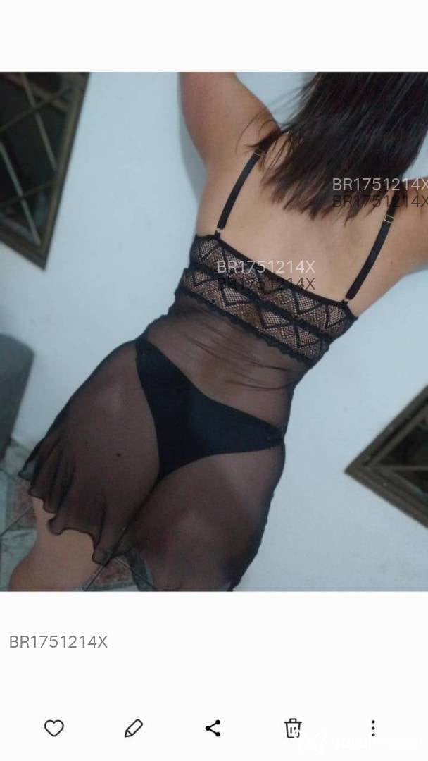Acompanhante mulher com cabelo castanho de olhos verdes em Uberlândia - Thais Ferraz