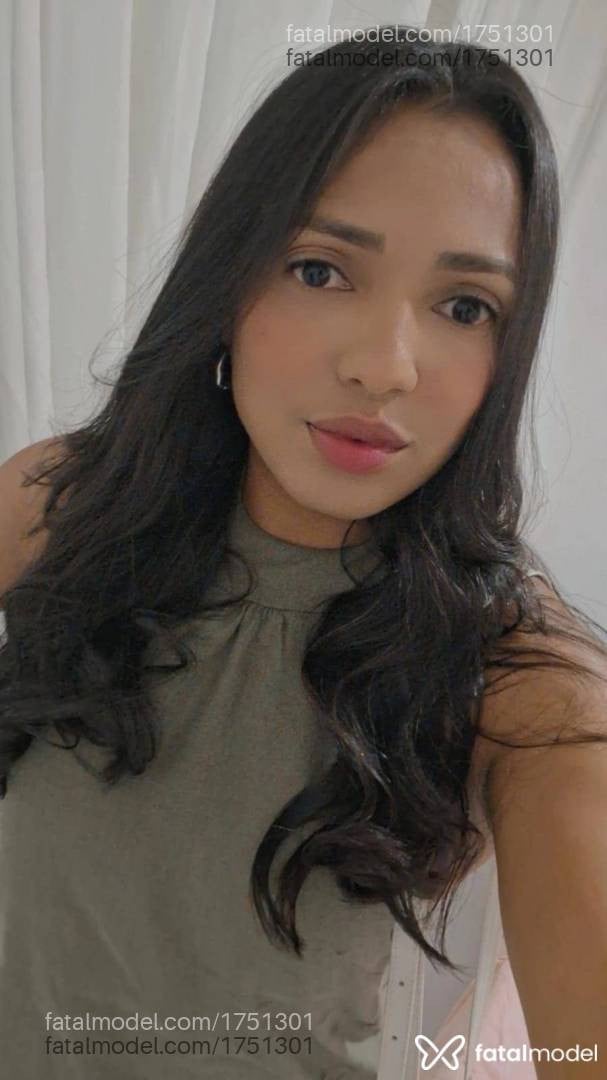 Acompanhante mulher morena (o) de olhos castanhos - Antonela