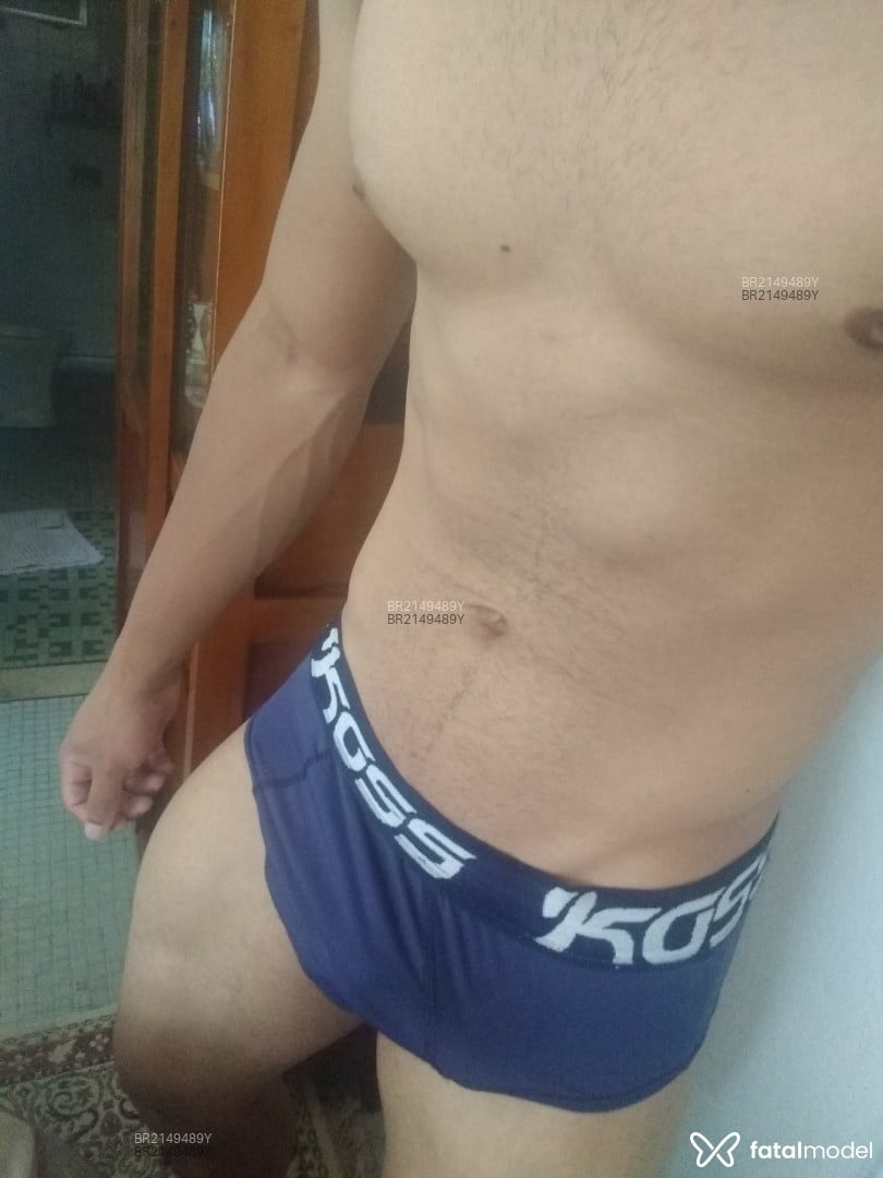 Acompanhante homem morena (o) de olhos pretos em Campinas - André