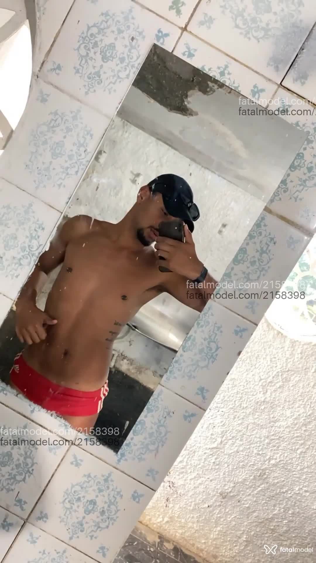 Acompanhante homem morena (o) de olhos pretos em Diadema - Deyvisson