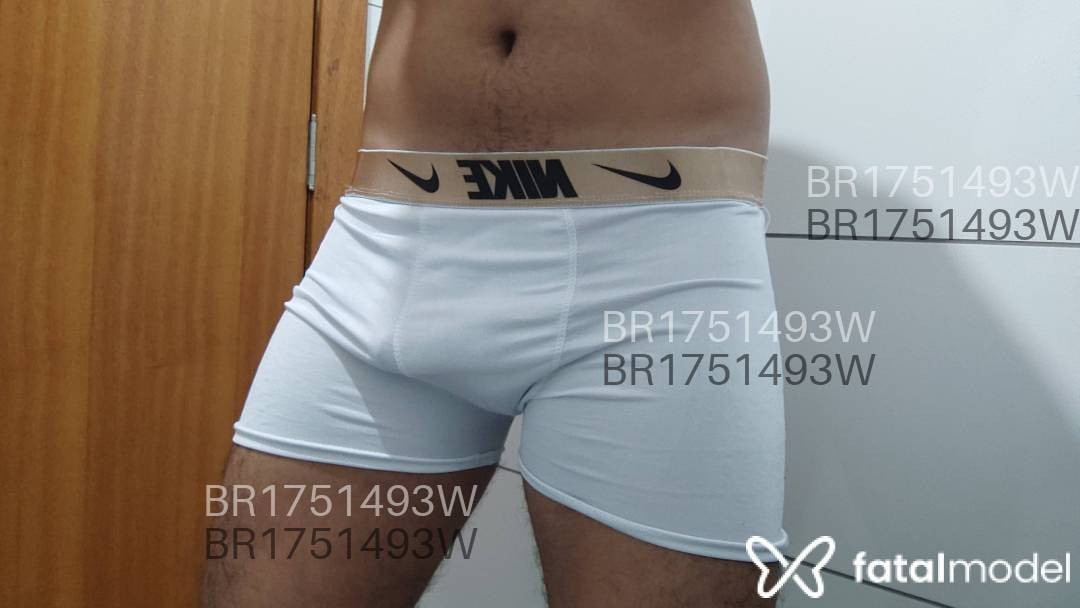 Acompanhante homem morena (o) de olhos pretos em Belo Horizonte Acompanhante homem morena (o) de olhos pretos em Belo Horizonte - Jhony