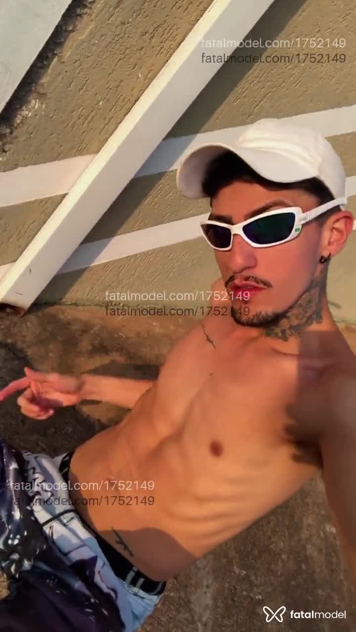 Acompanhante homem morena (o) de olhos mel em Limeira - Henrique