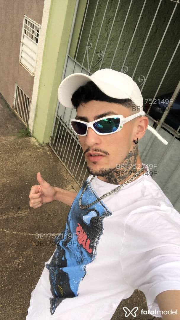 Acompanhante homem morena (o) de olhos mel em Limeira - Henrique