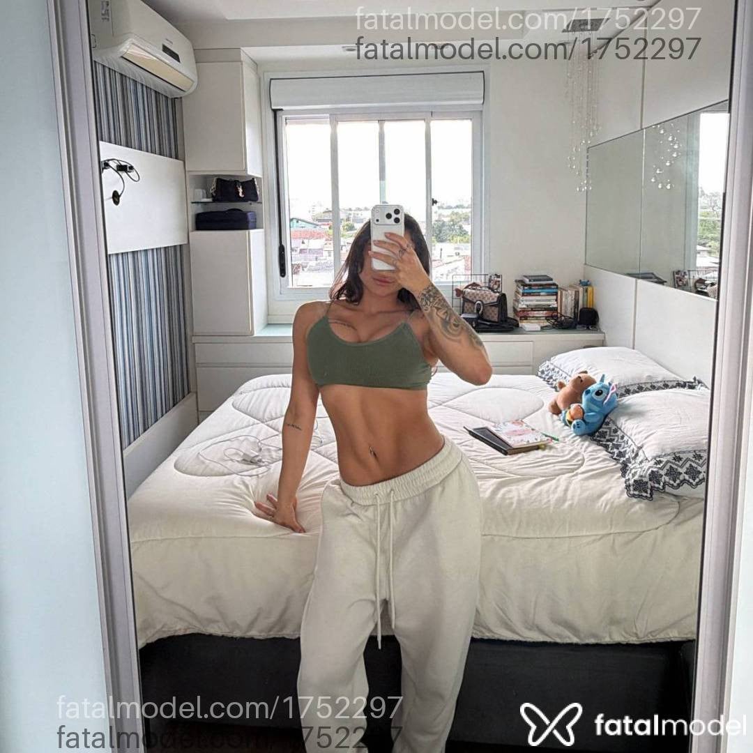 Acompanhante mulher morena (o) de olhos castanhos - Babi Brito
