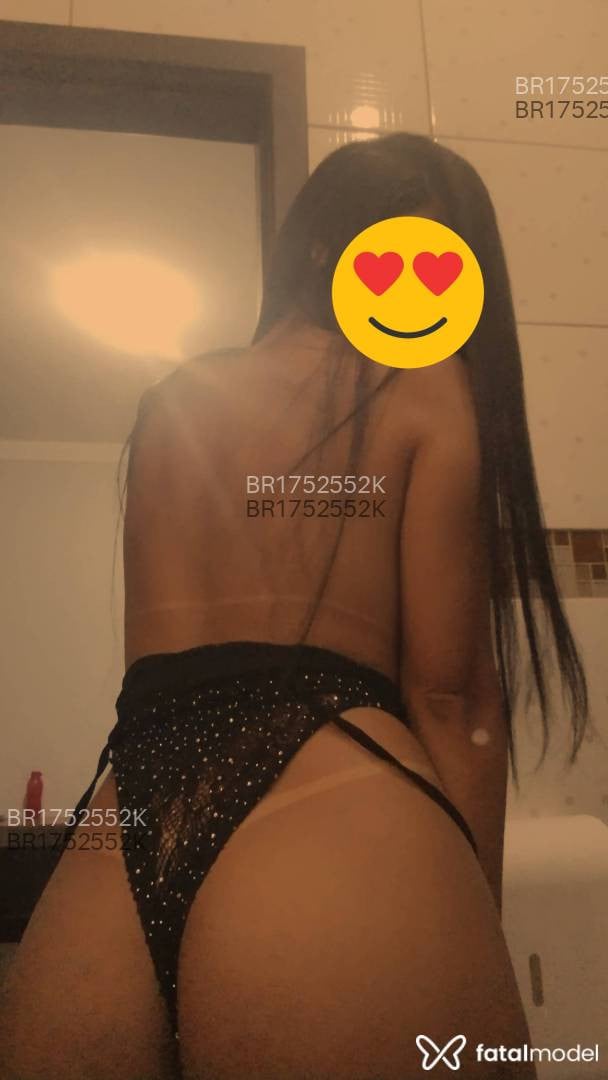Acompanhante mulher morena (o) de olhos castanhos em Primavera do Leste - Eloá Ferraz