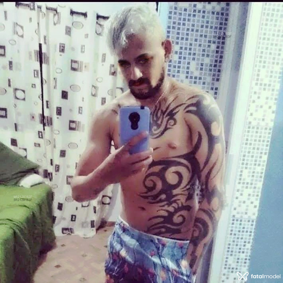 Acompanhante homem com cabelo castanho de olhos castanhos em São Paulo - Jhonny Baiano