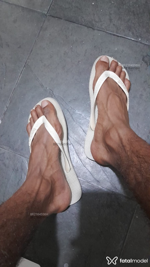 Acompanhante homem morena (o) de olhos castanhos em Rio de Janeiro - Rentboy