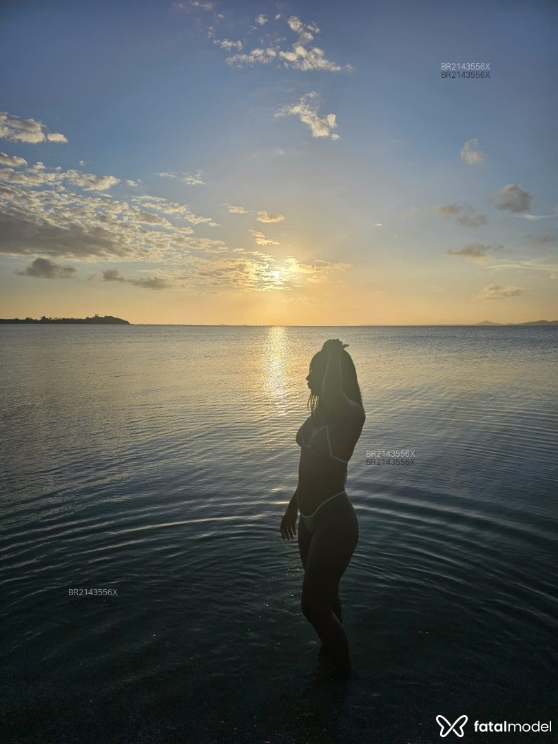 Acompanhante mulher morena (o) de olhos castanhos em Cabo Frio - Lorrayne