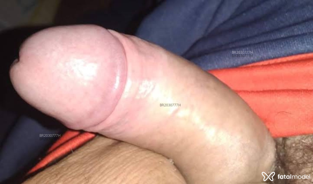 Acompanhante homem com cabelo castanho de olhos castanhos - Jorge