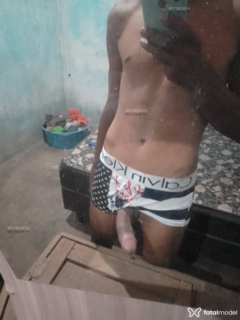 Acompanhante homem morena (o) de olhos castanhos em Igarassu Acompanhante homem morena (o) de olhos castanhos em Igarassu - Shell