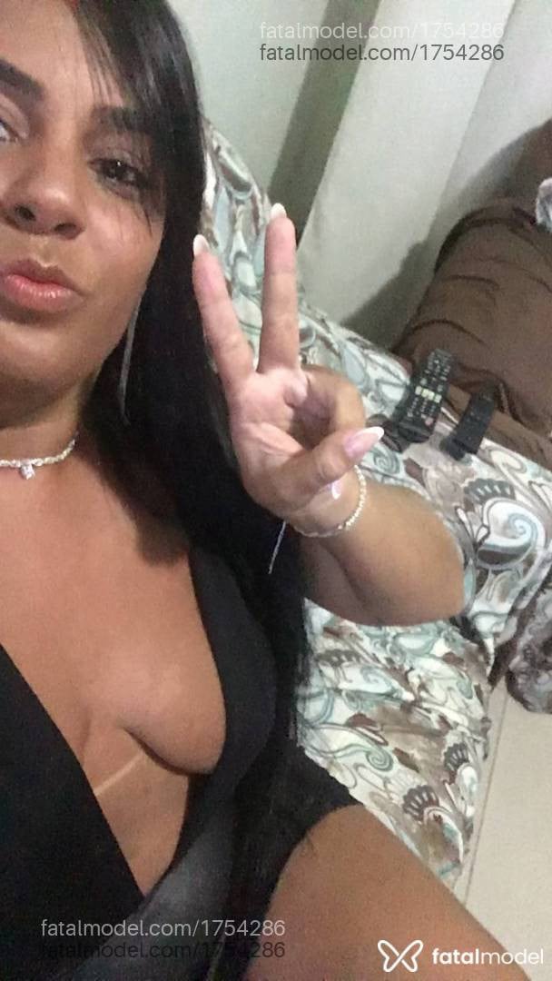 Acompanhante mulher morena (o) de olhos pretos em Coronel Fabriciano - Lívia