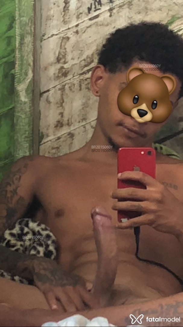 Acompanhante homem com cabelo castanho de olhos castanhos em Belém - Cleyy