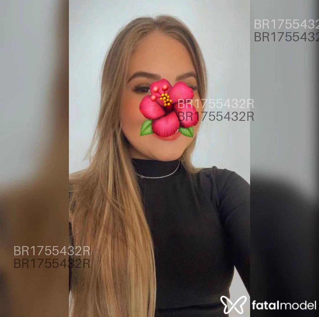 Acompanhante mulher loira (o) de olhos castanhos em Sinop - Mia Rocha
