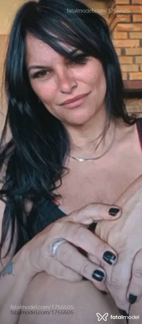 Acompanhante mulher morena (o) de olhos mel - Allessa Cristina