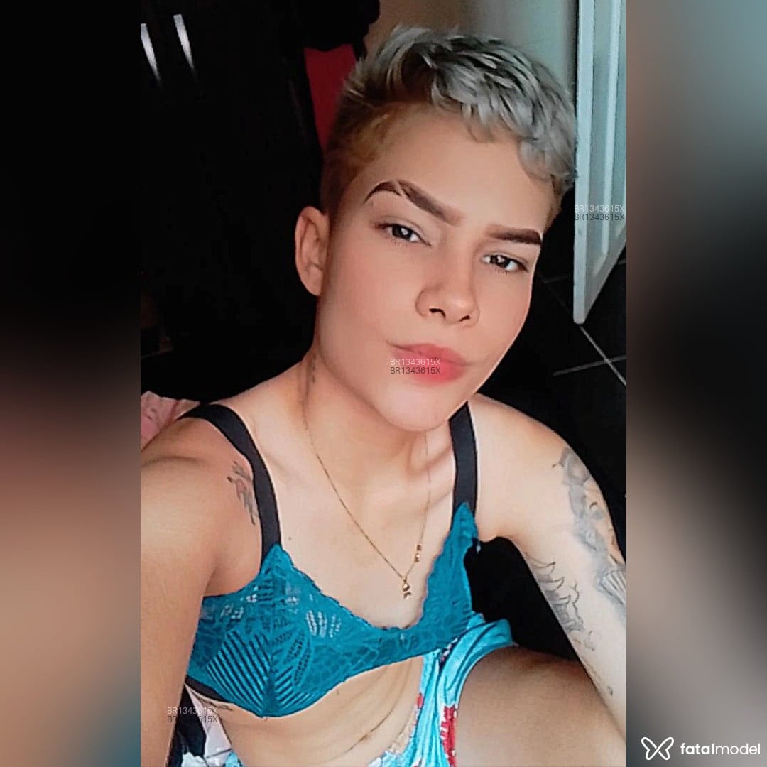 Acompanhante mulher loira (o) de olhos castanhos em Manaus Acompanhante mulher loira (o) de olhos castanhos em Manaus - Gabriella