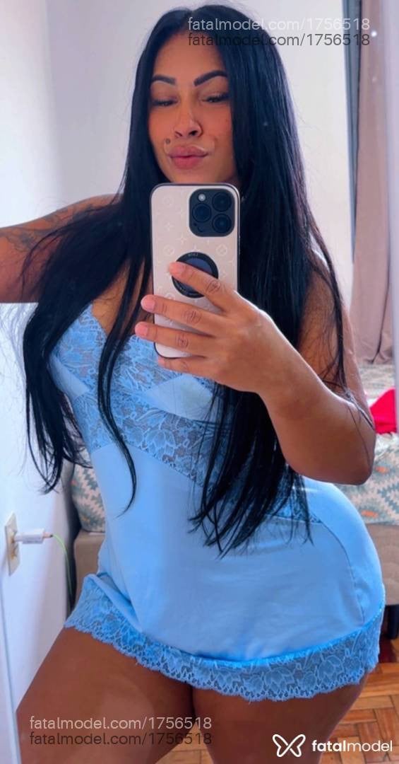Acompanhante mulher morena (o) de olhos pretos - Thuany