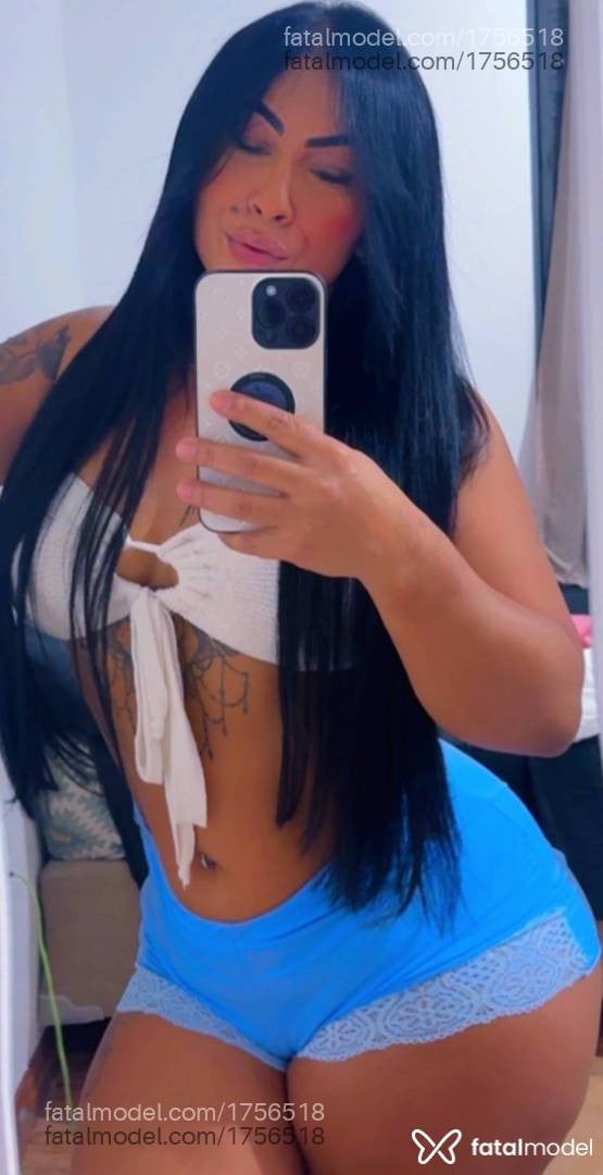 Acompanhante mulher morena (o) de olhos pretos - Thuany