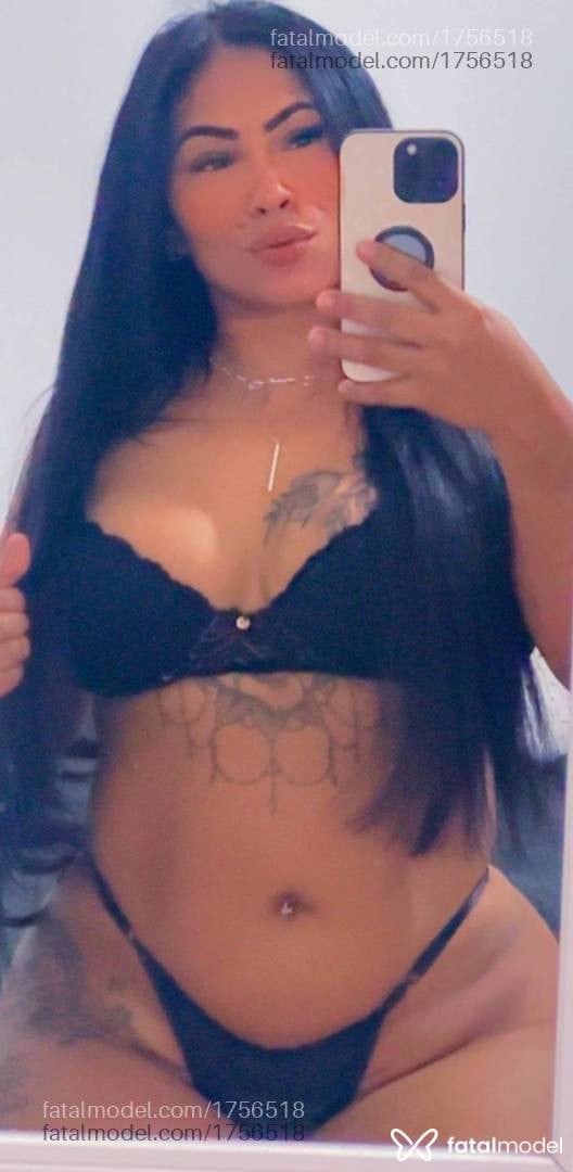 Acompanhante mulher morena (o) de olhos pretos - Thuany