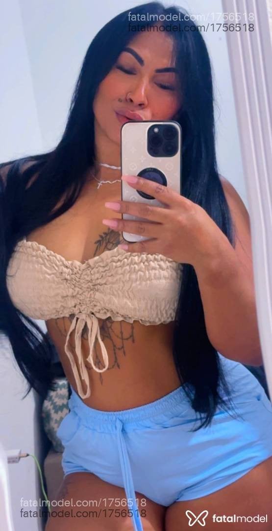 Acompanhante mulher morena (o) de olhos pretos - Thuany