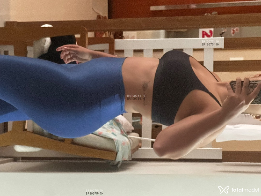 Acompanhante mulher morena (o) de olhos castanhos em Virtual - Clara Santos