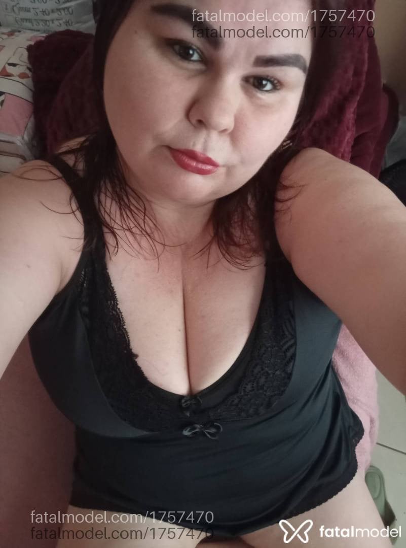 Acompanhante mulher ruiva (o) de olhos castanhos - Fernanda