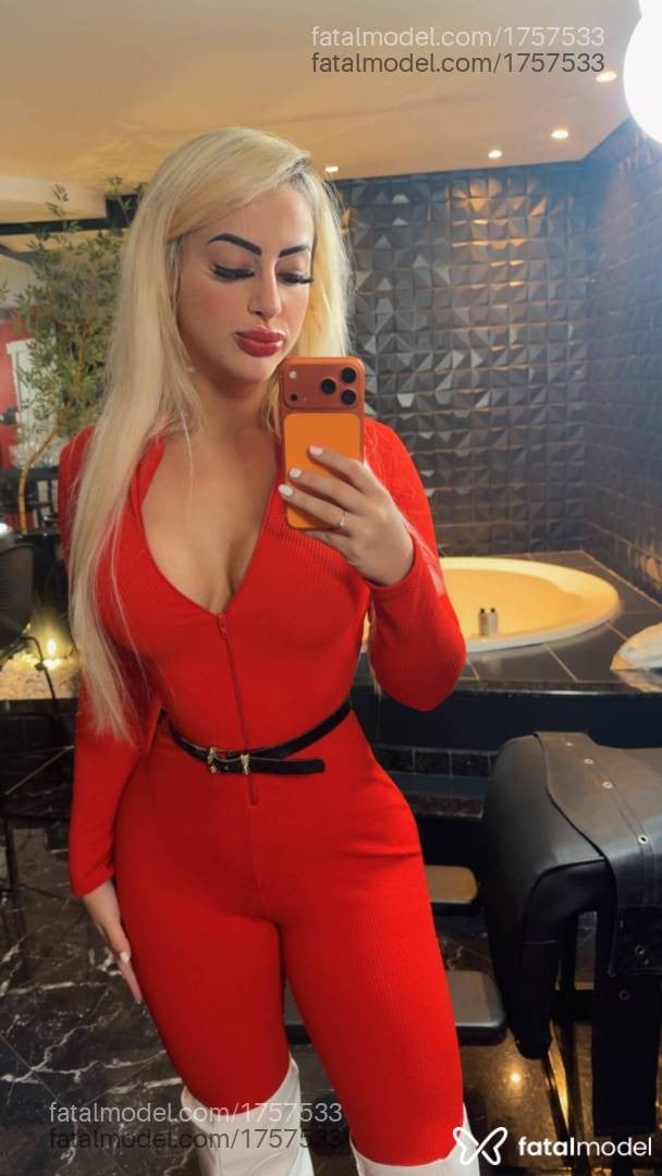 Acompanhante mulher loira (o) de olhos castanhos em Santiago - Loiraaaa